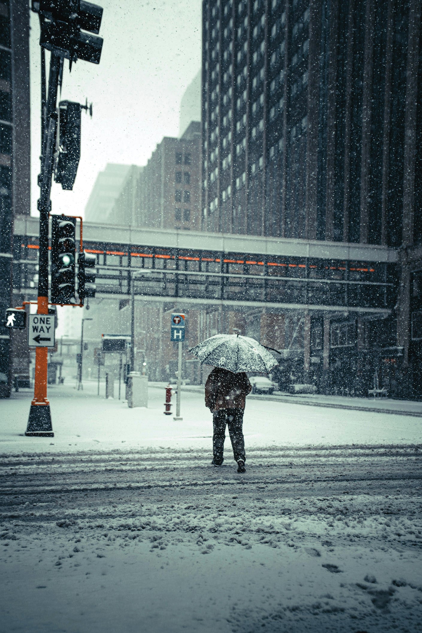 Minneapolis Minnesota Umbrella In The Snow 4X6